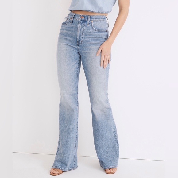 Madewell LIKE NEW The Perfect Vintage Flare Jean in Delavan Wash - Picture 1 of 13